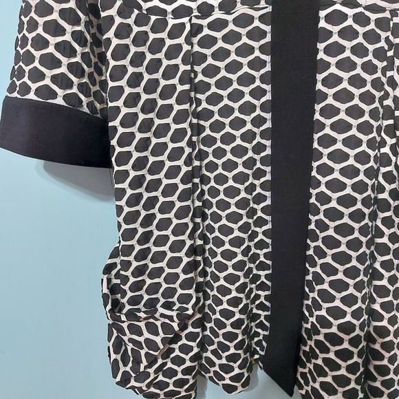 Joseph Ribkoff Textured Tunic Top - Picture 11 of 13